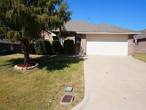 3809 Staghorn Cir N Photo 1