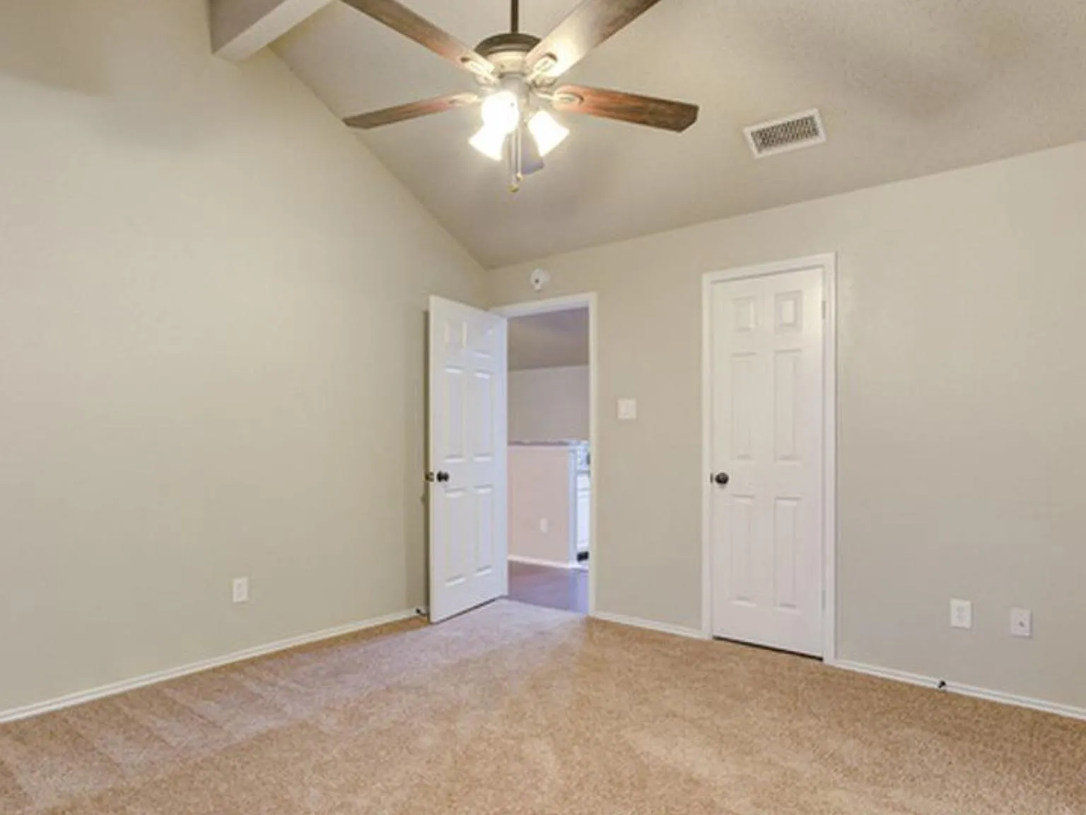 11823 Freelan Dr — Photo 3