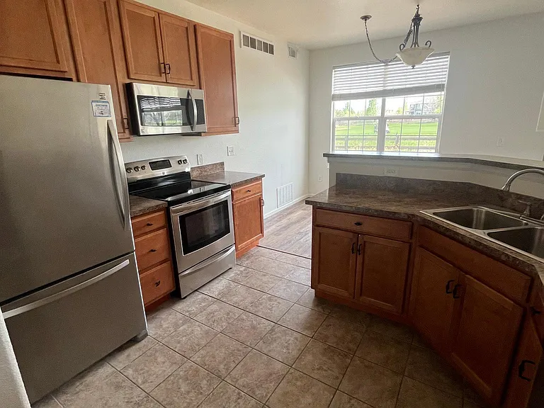 3035 Blue Sky Cir #10-102 — Photo 5