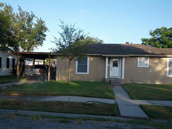 1st image of 922 Zarsky Dr
