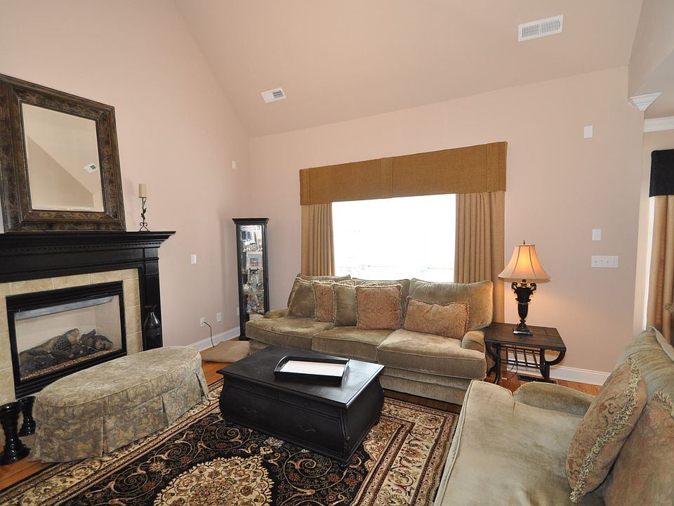1st image of 7031 Shady Knoll Ln