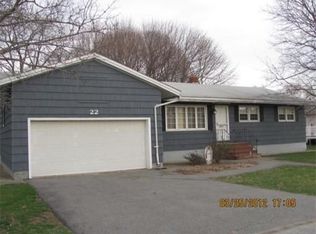 22 Packard St, Lawrence, MA 01843
