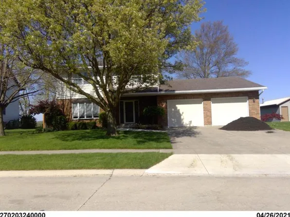 1218 Canterbury Dr, Celina, OH 45822