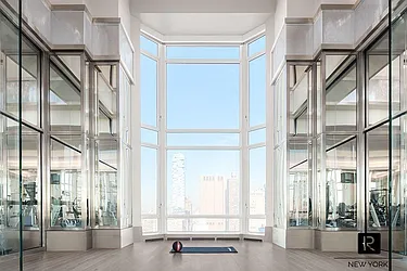 Rented by R New York