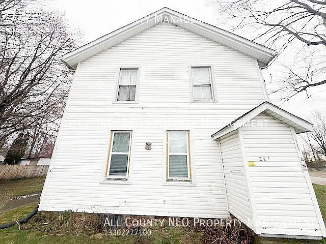 271 Grant St #A — Photo 3