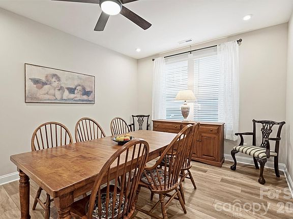 5th image of 9610 Cresswind Blvd