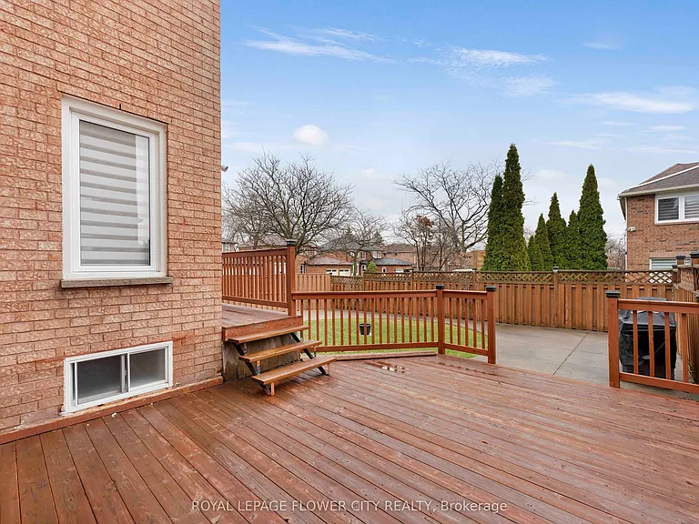 124 Candy Cres — Photo 39