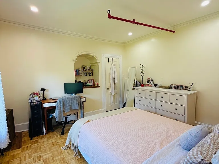 124 New York Ave #9 — Photo 6