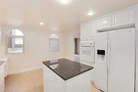 7635 Eads Ave #201 — Photo 15