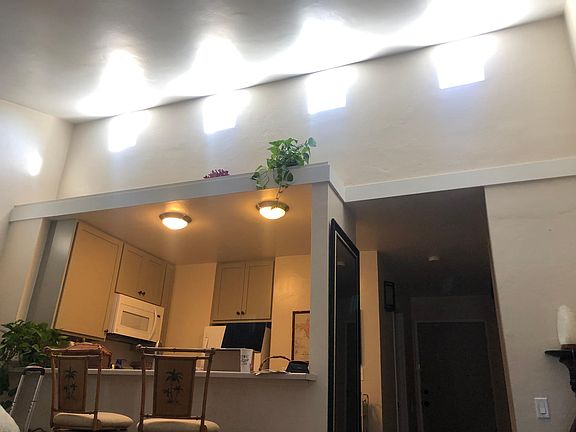 2nd image of 4600 Lamont St Unit 4-319