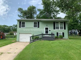 8623 E 96th Pl, Kansas City, MO 64134