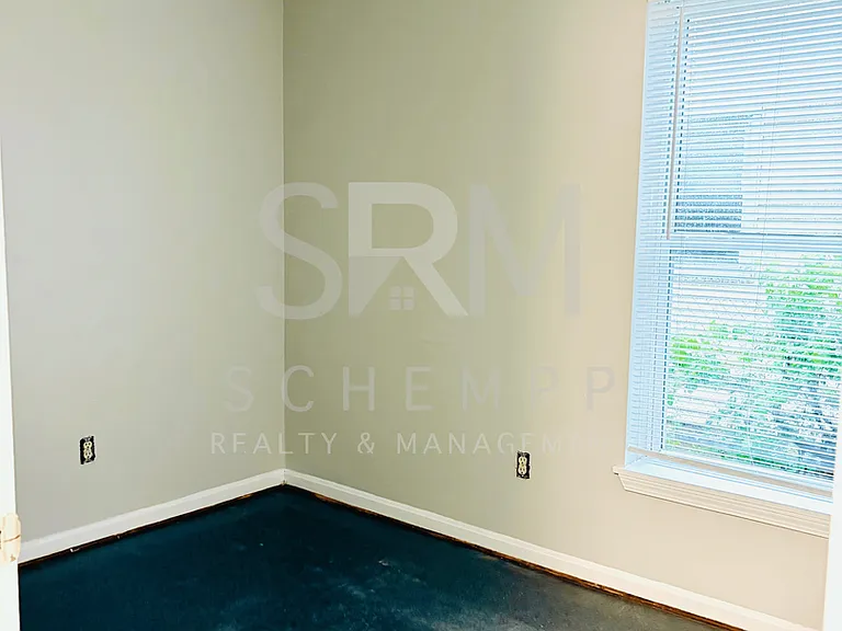 2433 Slevin St #2 — Photo 5