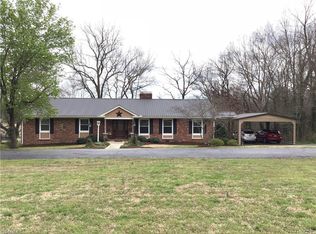 2598 Old Greensboro Rd, Thomasville, NC 27360