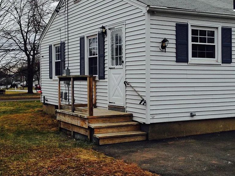 173 Back Ln — Photo 10
