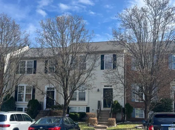 43349 Chokeberry Sq, Ashburn, VA 20147