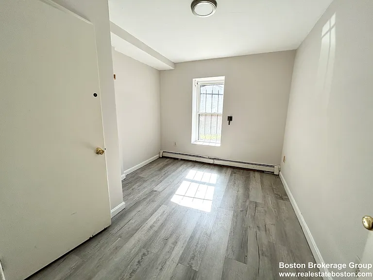 92 Hammond St — Photo 17