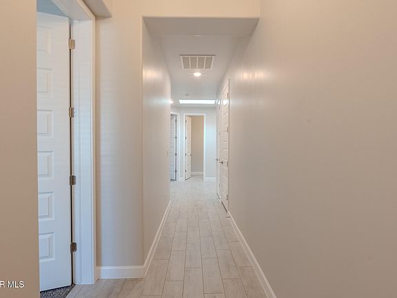 4th image of 729 Paseo Clasico St