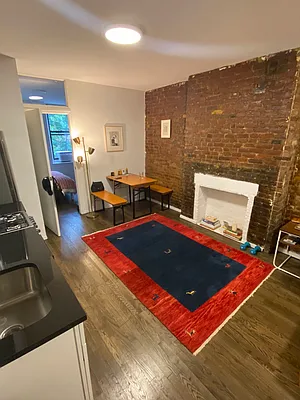 Rented by MOTION New York | media 9