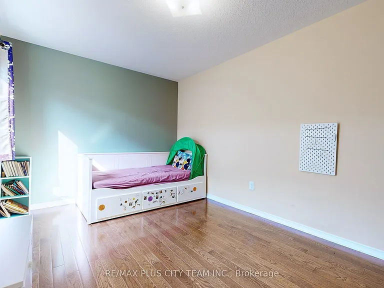 16 Edison Way — Photo 20