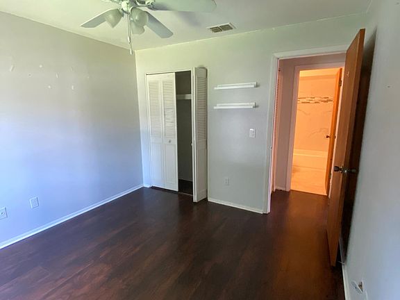 5th image of 11417 Darlington Dr
