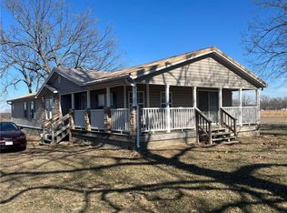 9051 SW 2nd St, Hume, MO 64752