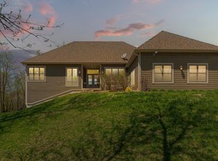 3201 Circle Bluff Trl, Faribault, MN 55021