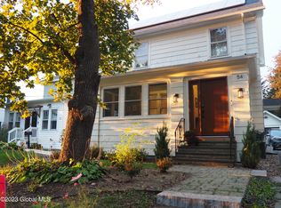 54 Valleyview Ave, Troy, NY 12180