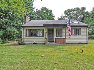 208 Lakewood Dr, Stoughton, MA 02072