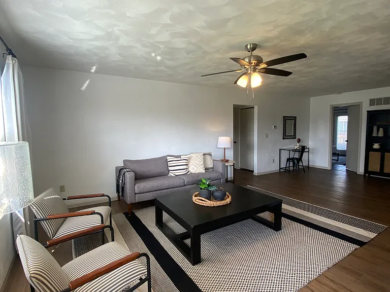 608 Carol Ann Dr #608 — Photo 4
