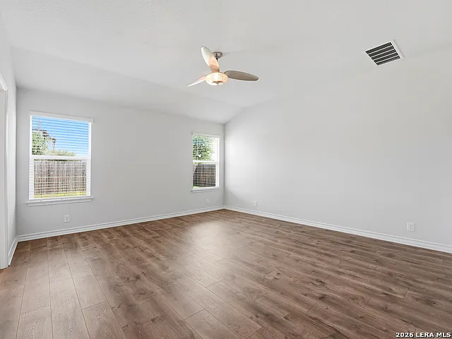 804 Red Riv — Photo 18