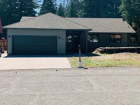 1809 Holiday Ln, Mount Shasta, CA 96067