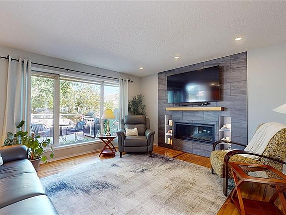 2nd image of 1619 Wingert DRIVE N