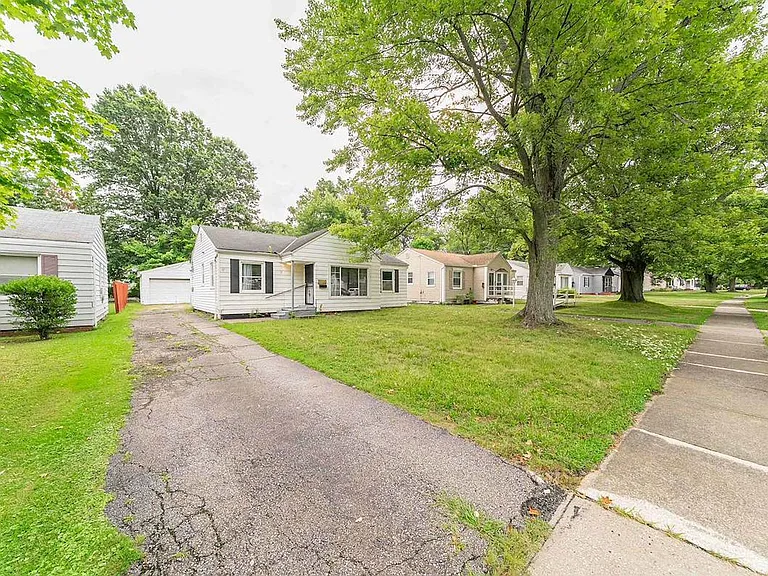 2533 Greenvale Rd — Photo 5