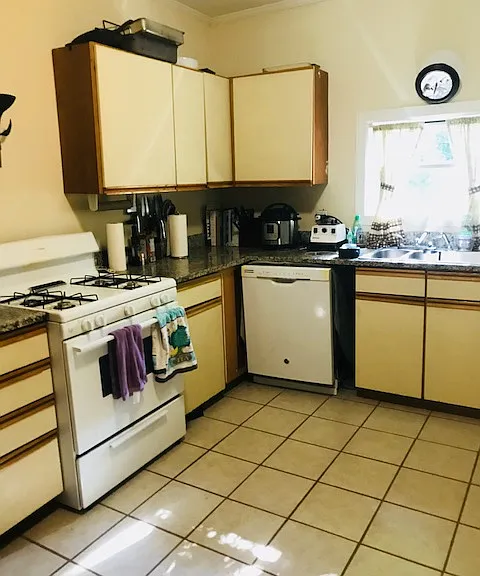 1032 Curran St NW — Photo 19