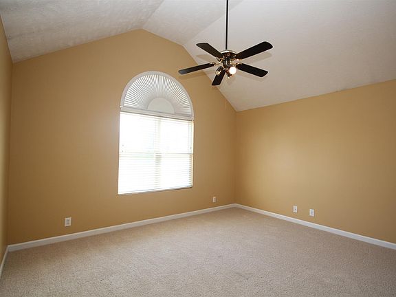 4th image of 5046 Cornelius Dr