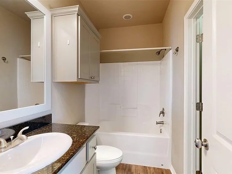 3519 Summerway Dr — Photo 17