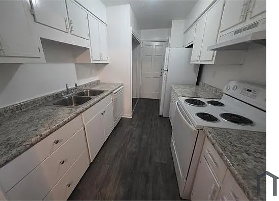2 bed, 1350 sqft, $1,500 — Photo 4