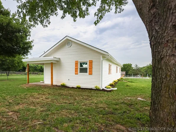 1001 W 18th St, Sulphur, OK 73086