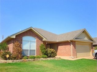 716 W Aldine Ct, Iowa Park, TX 76367