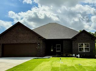 960 Cypress Pointe Ln, Jonesboro, AR 72405