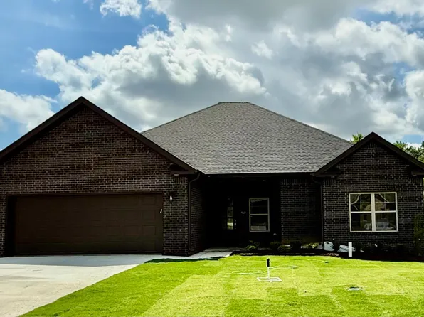 960 Cypress Pointe Ln, Jonesboro, AR 72405