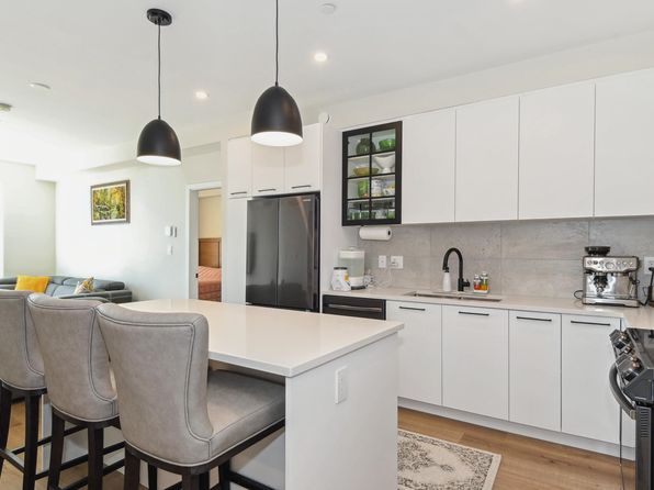 8117 200a St #518, Langley, BC V2Y 2Z5