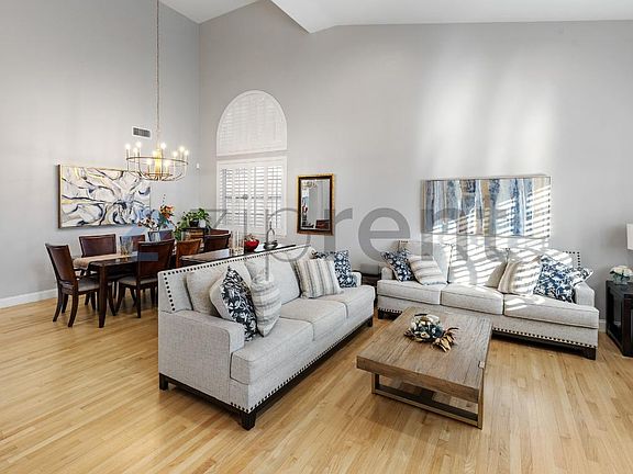 4th image of 9420 Greenham Cir