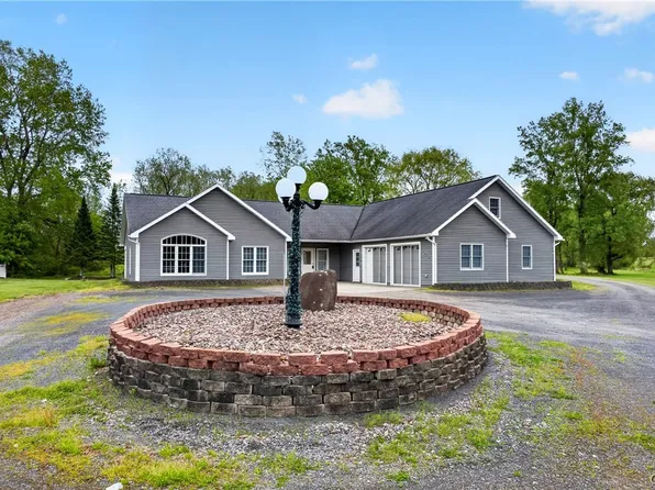 3810 Lysander Rd, Cato, NY 13033