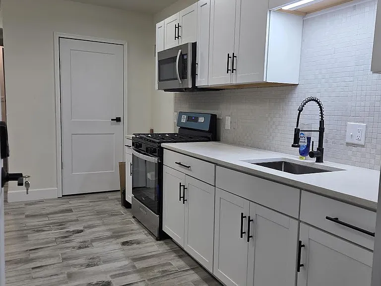 474 Dayton St #2 — Photo 2