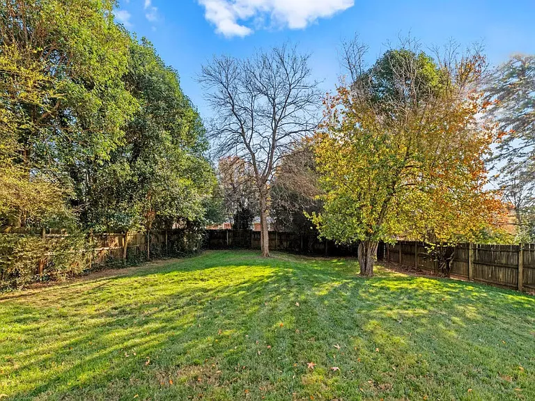 4653 Murrayhill Rd — Photo 8