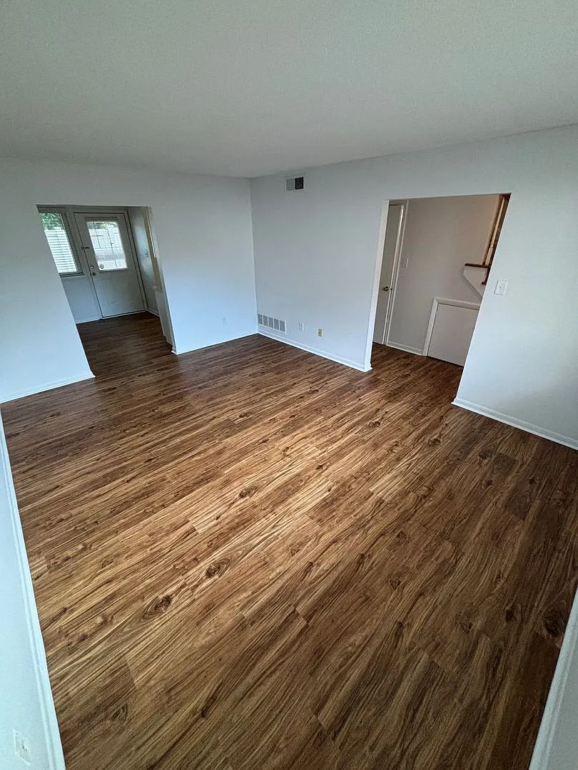 2378 Champion Ct ~ 2 Bedroom / 2.5 Bathroom ~ Convenient to NCSU Campus locations — Photo 4