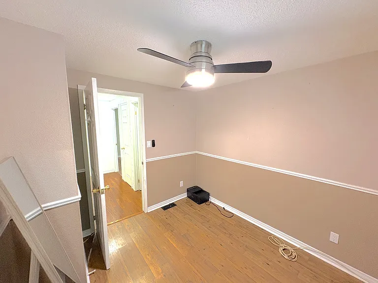 39 Elma St — Photo 23