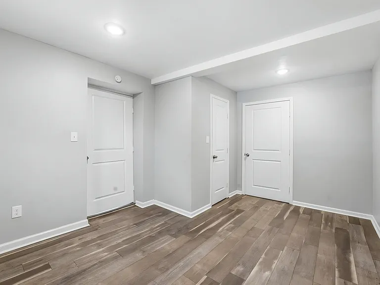 6526 Linden St #B — Photo 10