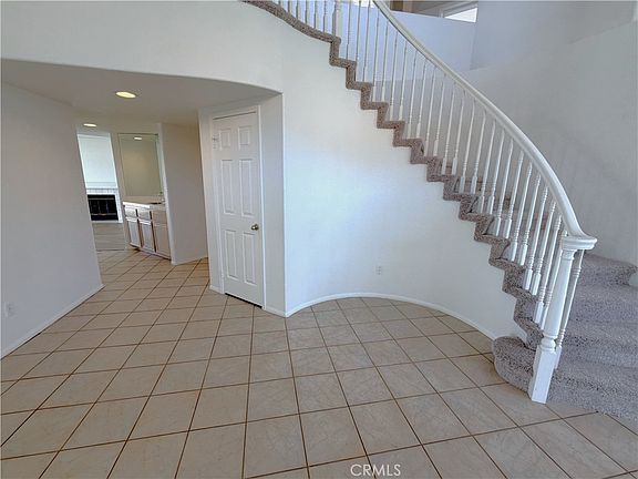 4th image of 20640 Gelman Dr